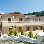 Апарт-отель Marina Apartments, Agios Gordios Corfu Агиос-Гордиос