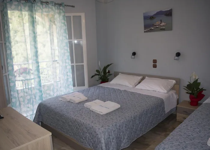 アパートホテル Marina Apartments, Agios Gordios Corfu