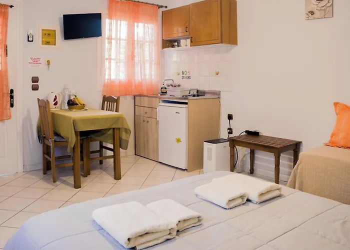 Marina Apartments, Agios Gordios Corfu アギオス・ゴルディオス