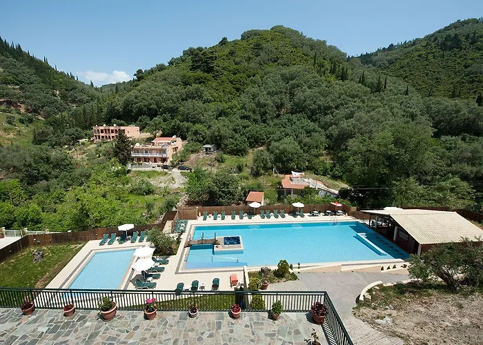 アパートホテル Marina Apartments, Agios Gordios Corfu 4*