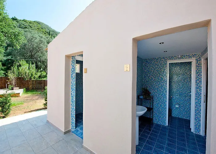 Marina Apartments, Agios Gordios Corfu アパートホテル 4*