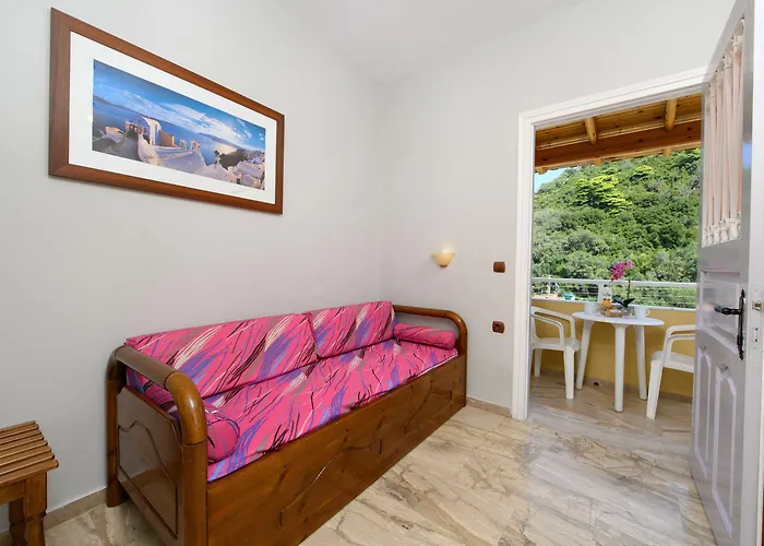 Marina Apartments, Agios Gordios Corfu アパートホテル アギオス・ゴルディオス
