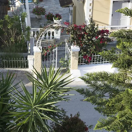Marina Apartments, Agios Gordios Corfu 4*