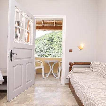Marina Apartments, Agios Gordios Corfu 阿齐欧斯·贡多斯