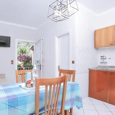 公寓式酒店 Marina Apartments, Agios Gordios Corfu 阿齐欧斯·贡多斯