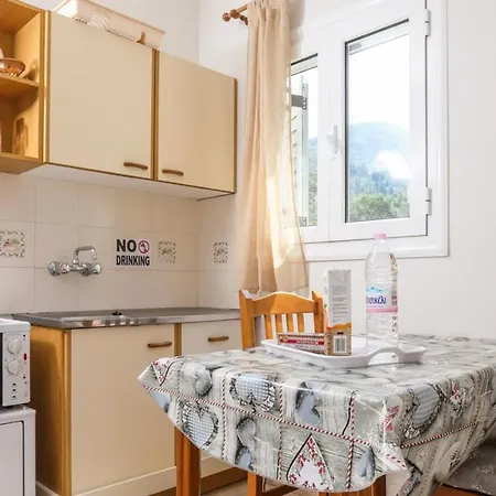 Marina Apartments, Agios Gordios Corfu