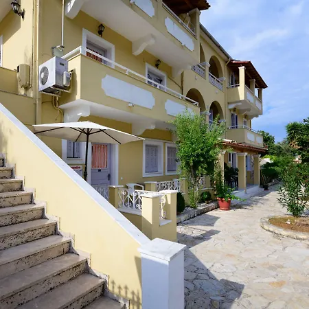 Marina Apartments, Agios Gordios Corfu 公寓式酒店 4*