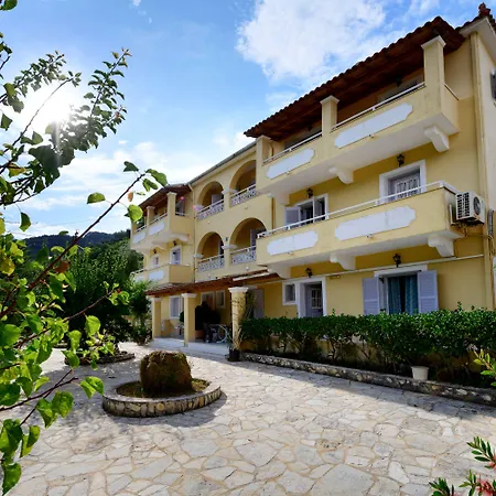 Marina Apartments, Agios Gordios Corfu 4* アギオス・ゴルディオス