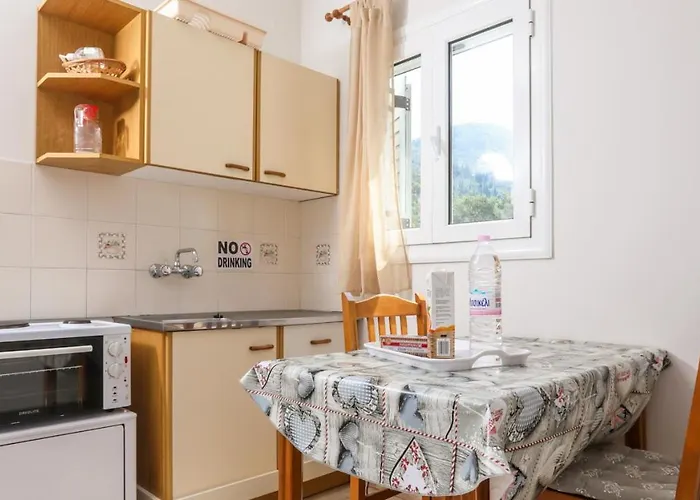 Marina Apartments, Agios Gordios Corfu
