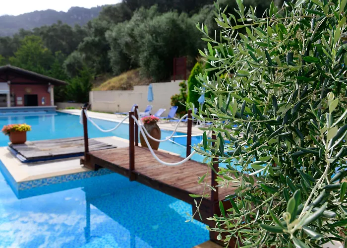 Marina Apartments, Agios Gordios Corfu Апарт-отель Агиос-Гордиос