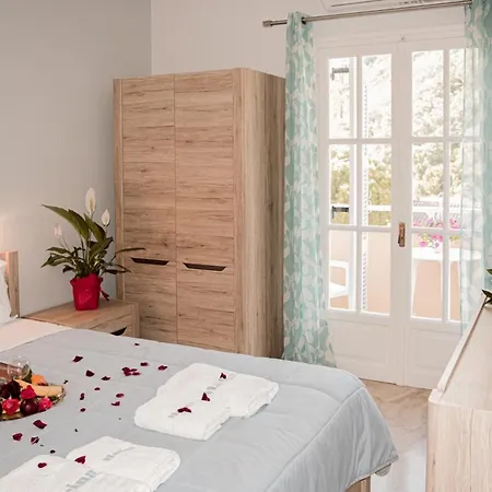 Lejlighedshotel Marina Apartments, Agios Gordios Corfu
